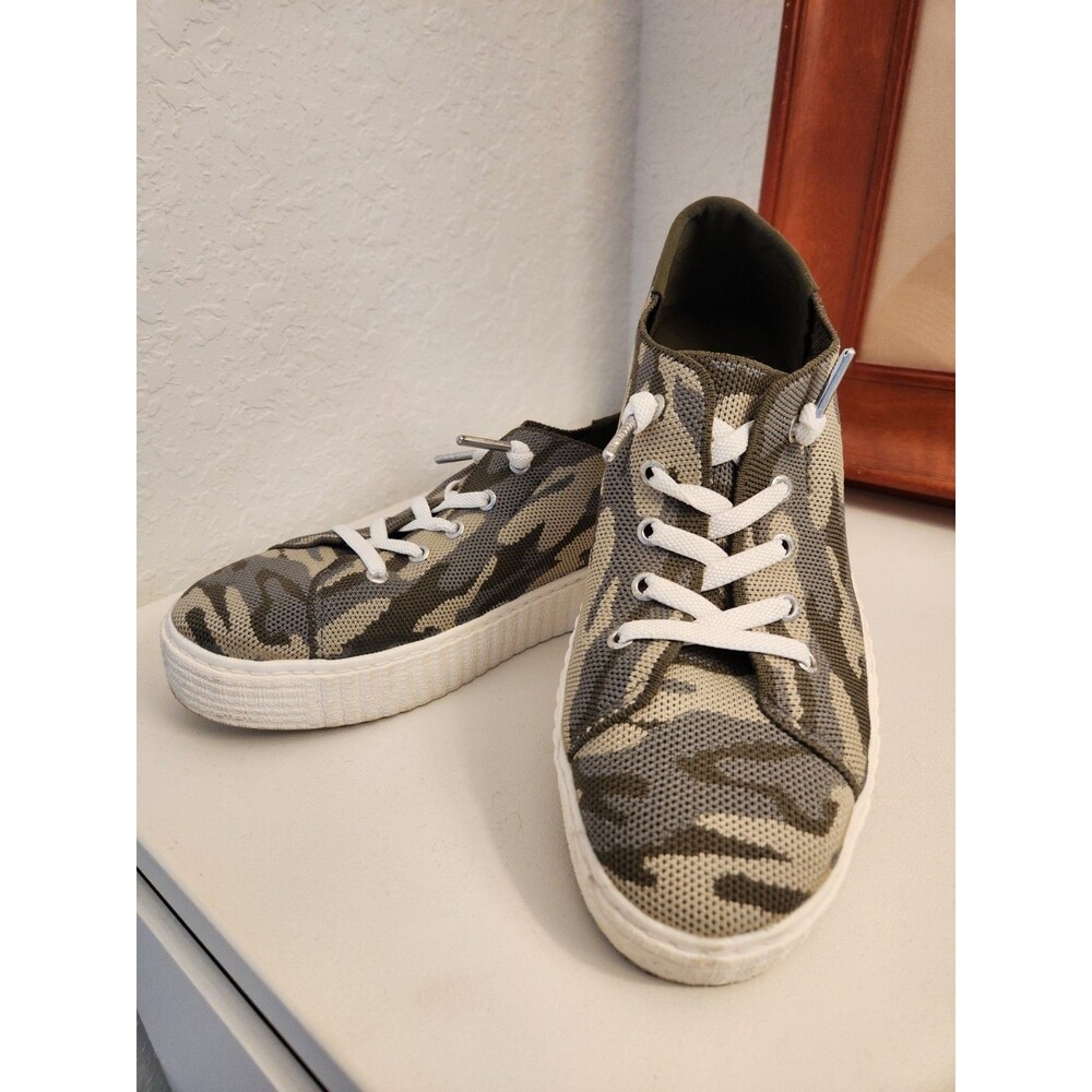 Madden NYC Green Camo Knit Platform Slip On Sneakers Sz 8.5 Camouflage Low Top